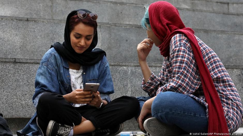 Иран потиска жените: нов закон срещу зестрата