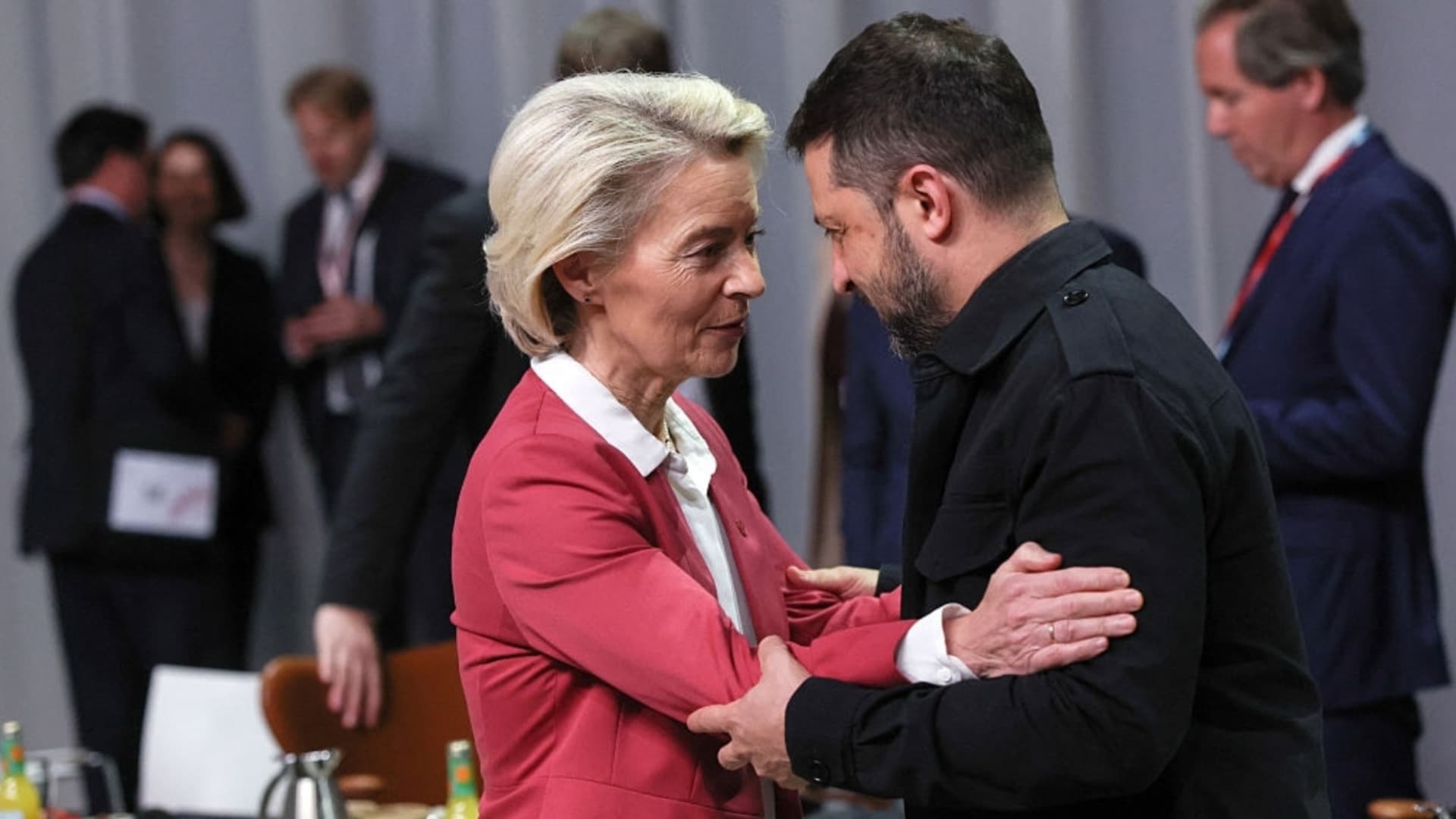 Зеленски изнудва ЕС: Руски петрол срещу западни пари