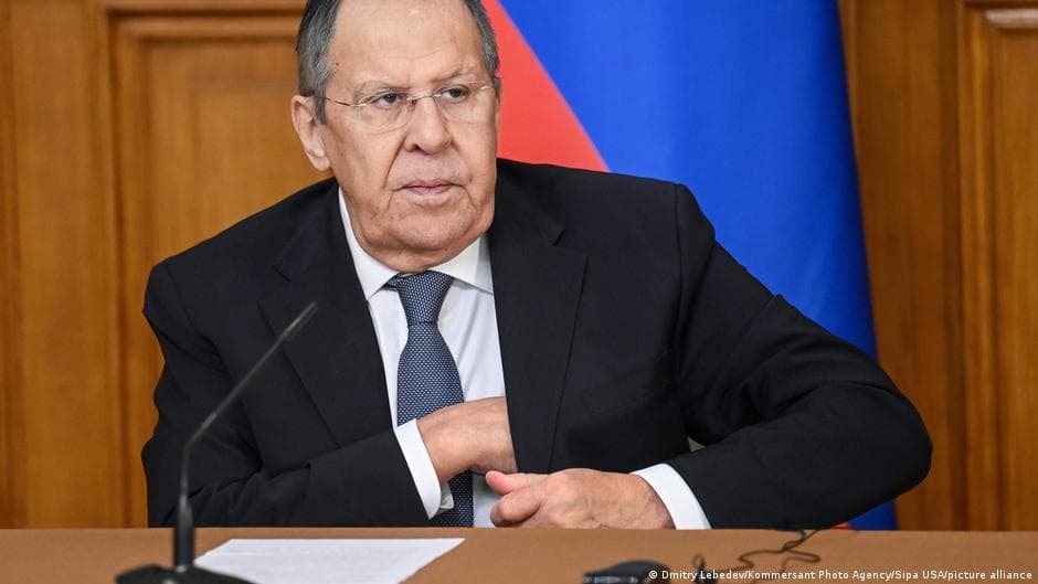 Лавров се завръща: Русия показва силата си