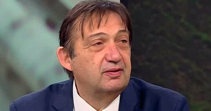 Шишков разкри скандала с мантинелите: надвишени договори и потекли пари
